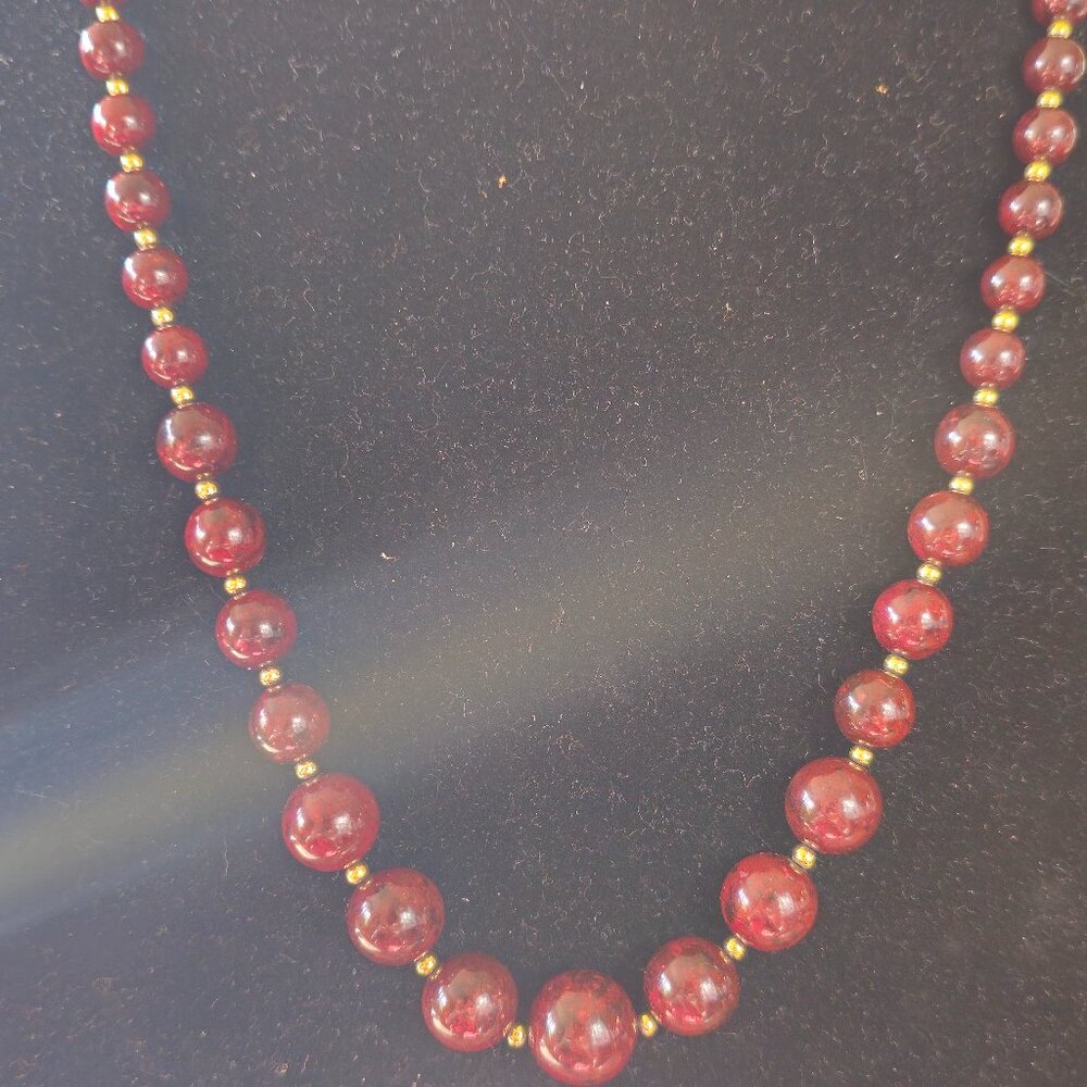 Maroon Beaded Necklace (Very Pretty) (Clasp needs fixing)